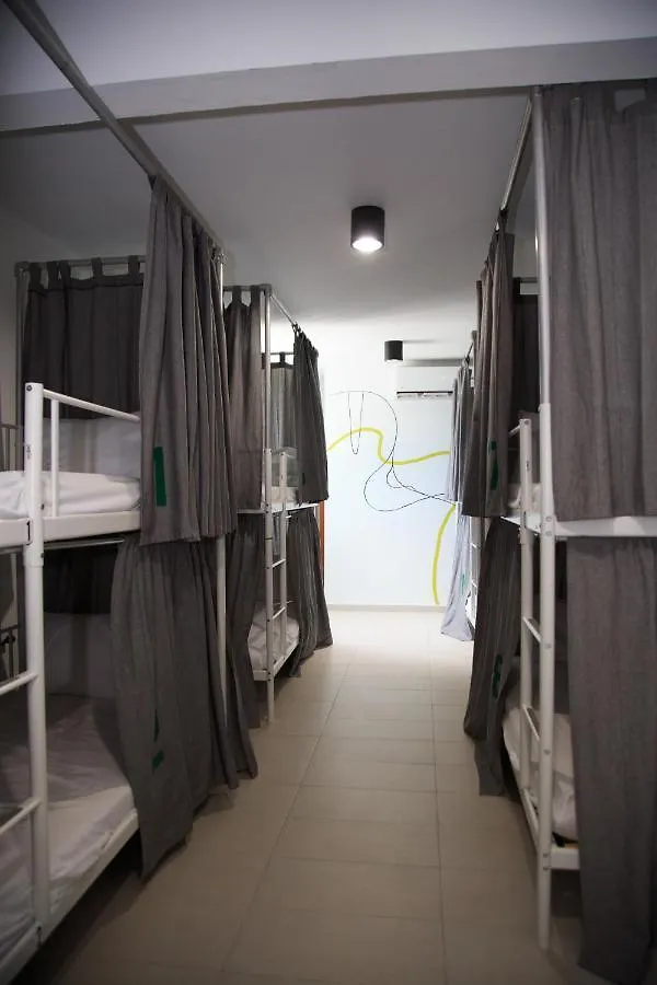 Nomada Beach Hostel- Isla Verde San Juan